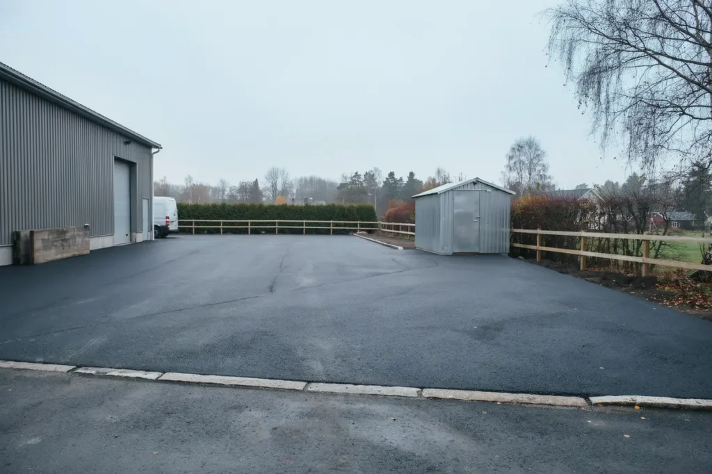 asfaltering av g rdsplan och infart vid industrifastighet i vendels